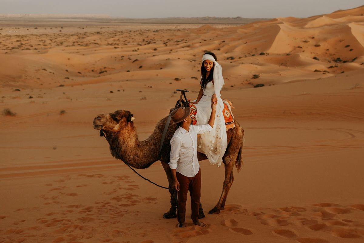 Marriage Proposal in the desert - Kam Kam Dunes