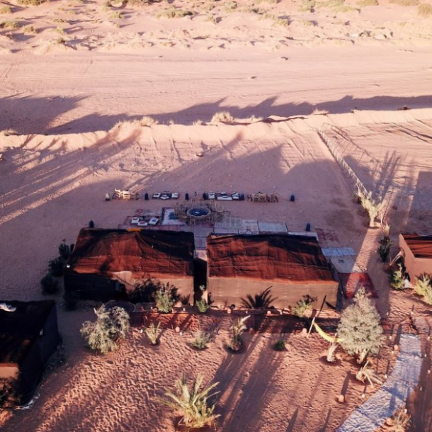 Como reservar una noche en Kam Kam Dunes